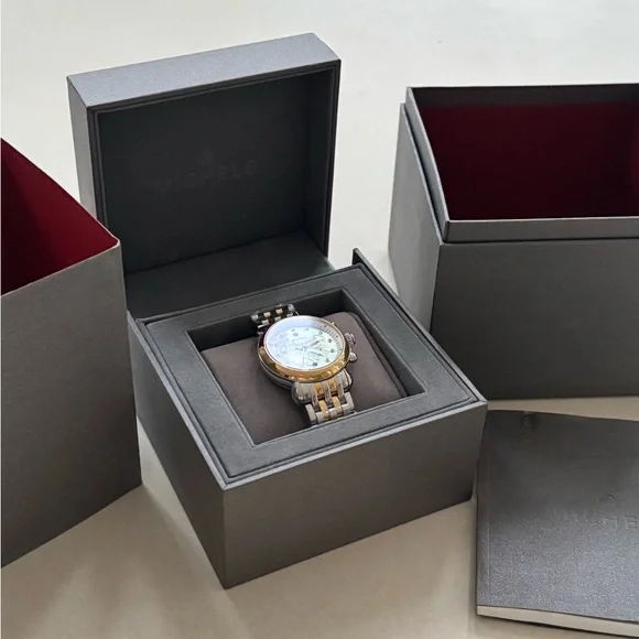 Michele CSX 39MM two tone gold silver. - Picture 4 of 6